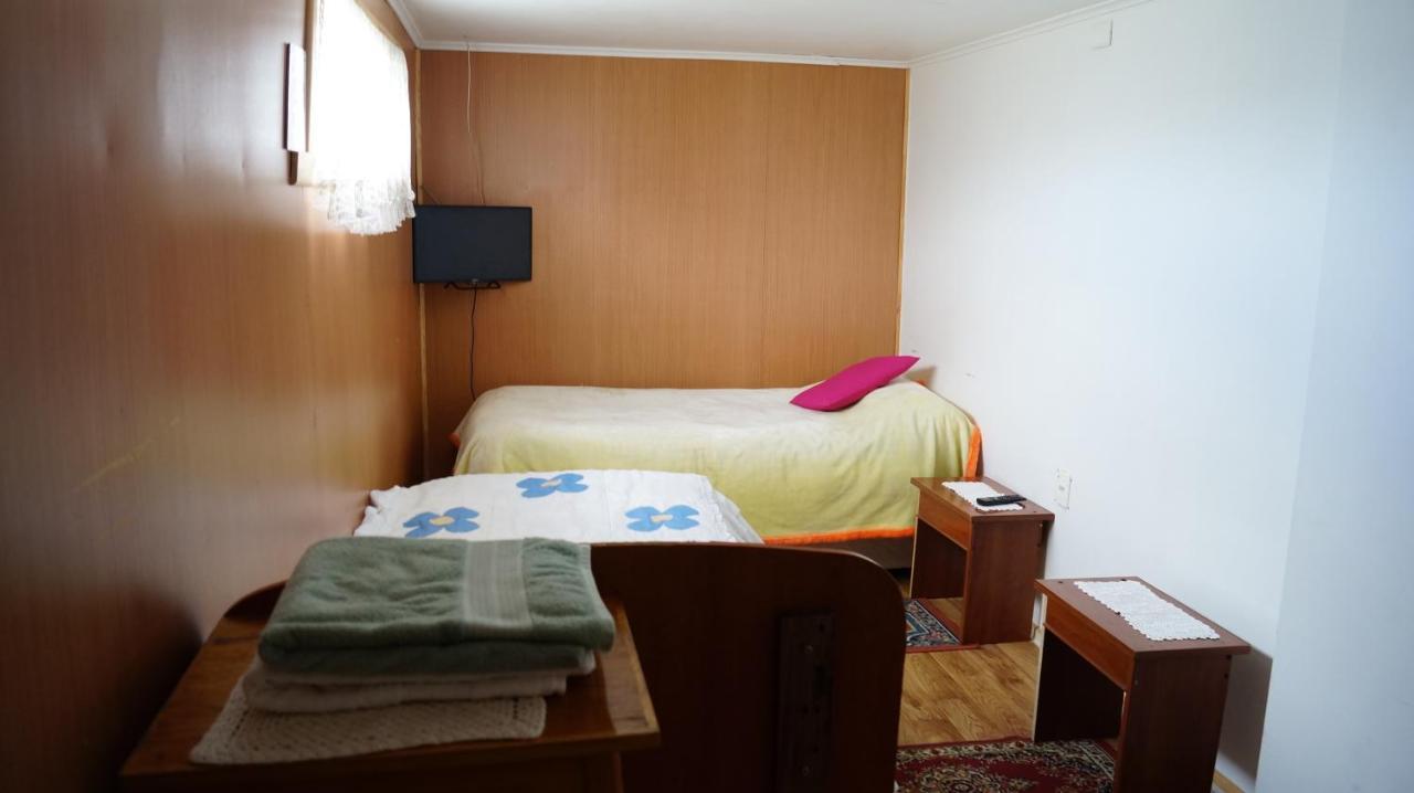 Hostal Bernardita Пуерто-Наталес Екстер'єр фото