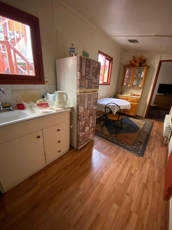 Hostal Bernardita Пуерто-Наталес Екстер'єр фото
