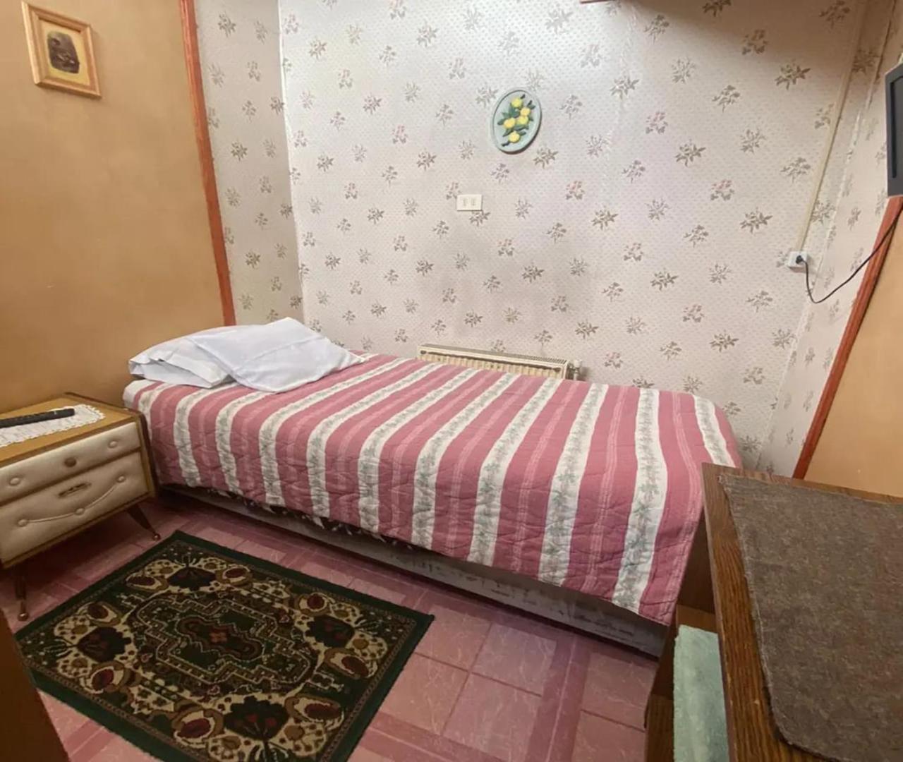 Hostal Bernardita Пуерто-Наталес Екстер'єр фото