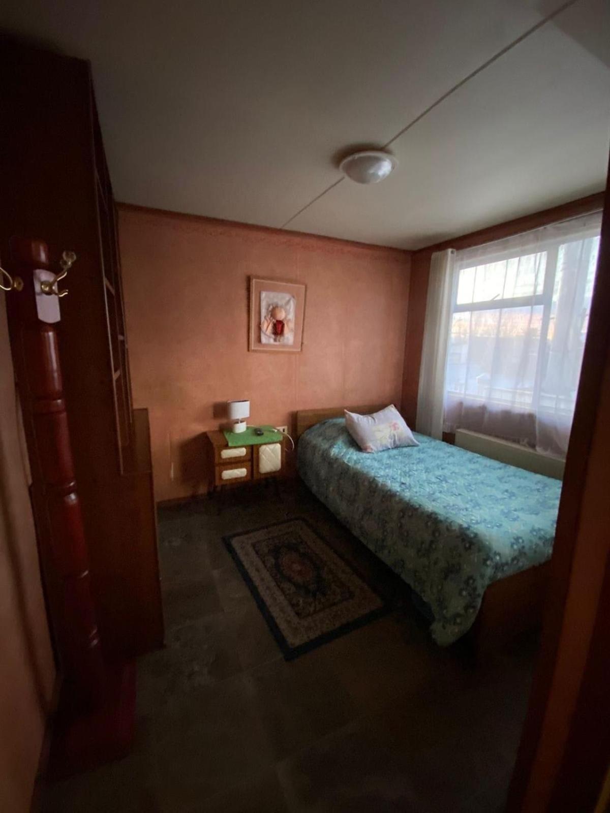 Hostal Bernardita Пуерто-Наталес Екстер'єр фото